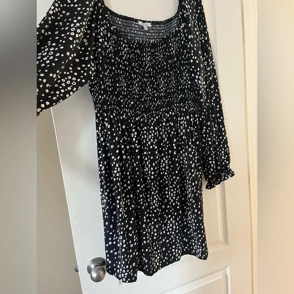 White Birch Black with Small white Dot Pattern Stretch midi length Size 3X - Picture 12 of 16